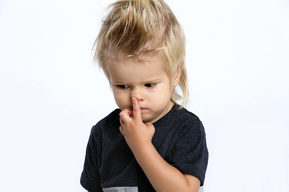 Чем опасен насморк у детей: особенности гигиены