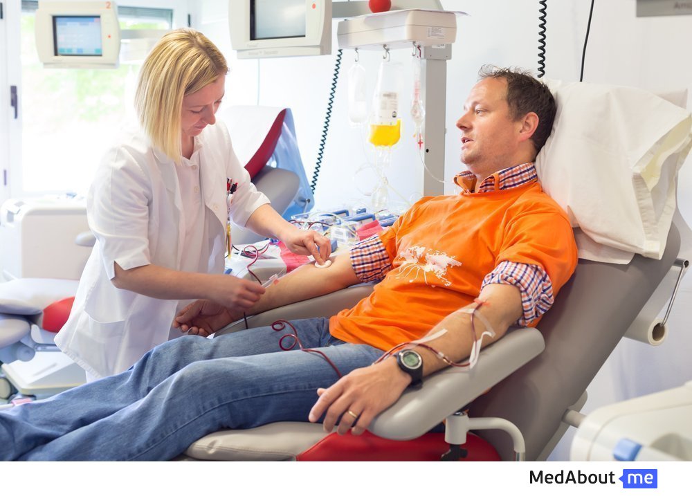 Сдача крови донором