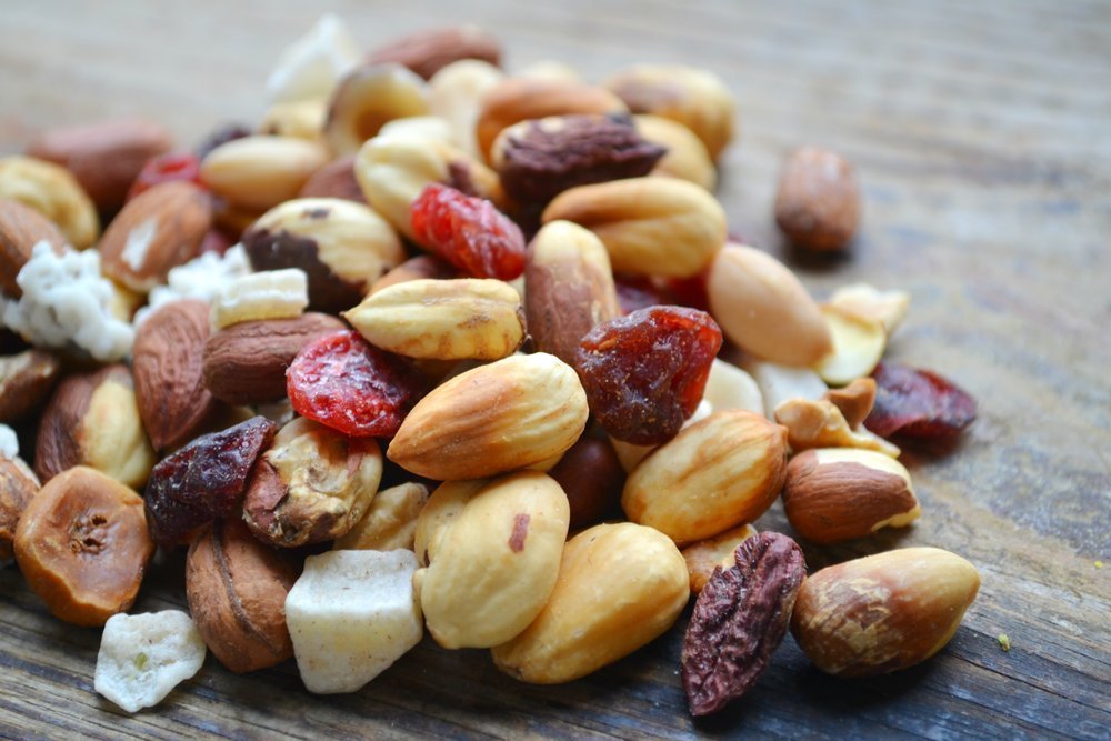 Семена и орехи — отличный перекус для поклонников ЗОЖ