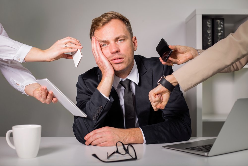 Стресс на работе: причины и факторы риска