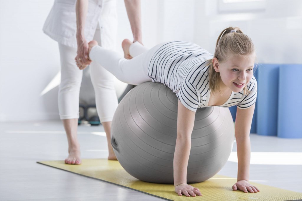 Juegos y ejercicios con un niño en casa
