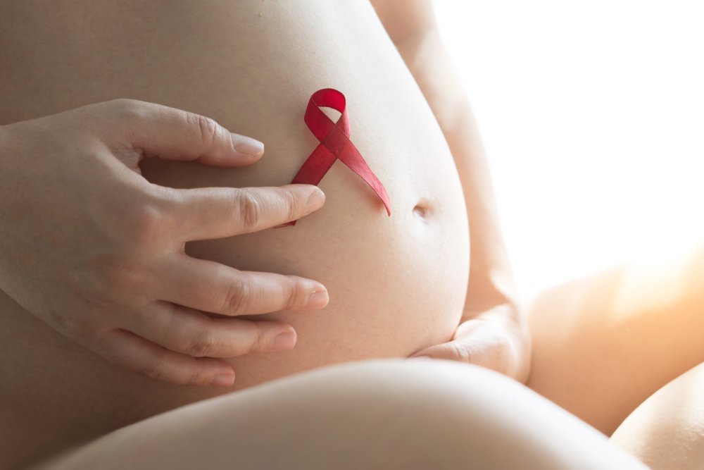 Беременность и роды у ВИЧ-инфицированных женщин: причины и симптомы болезни