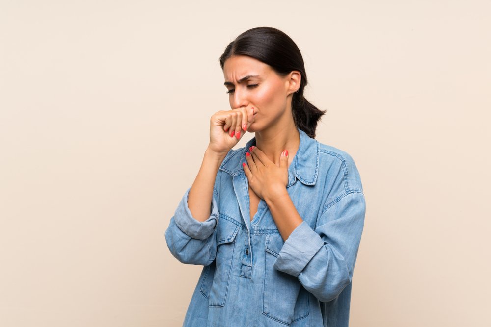 Какими симптомами сопровождается правосторонняя пневмония?