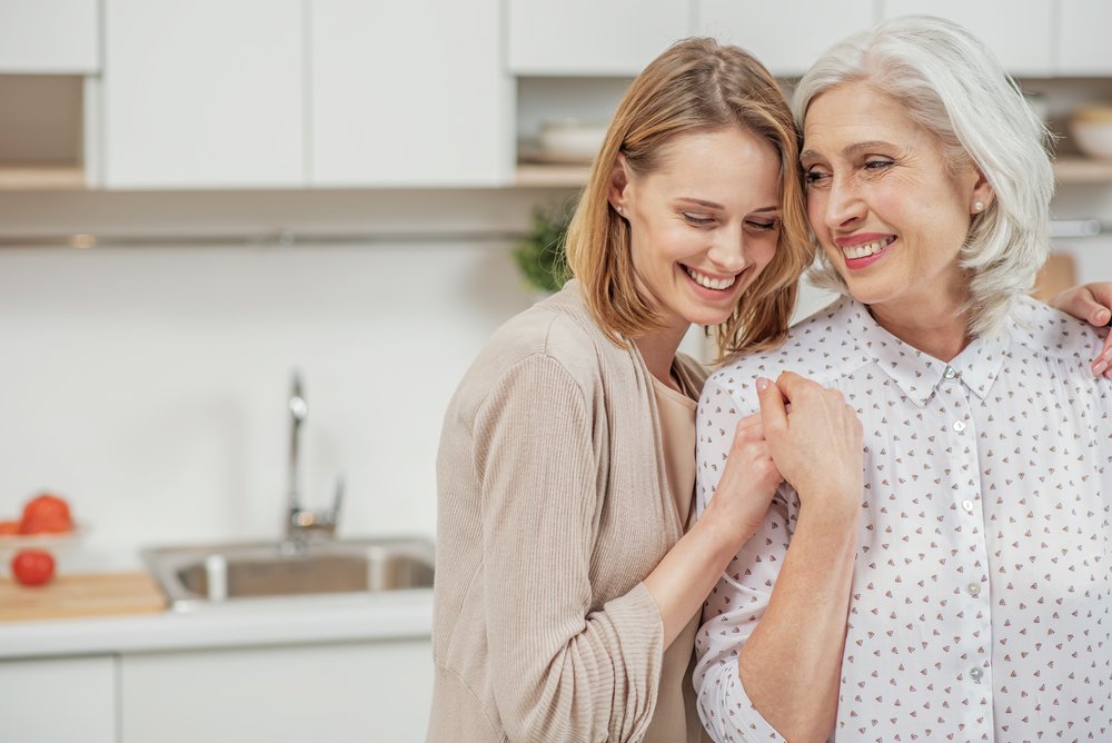Как правильно общаться с пожилыми родителями?