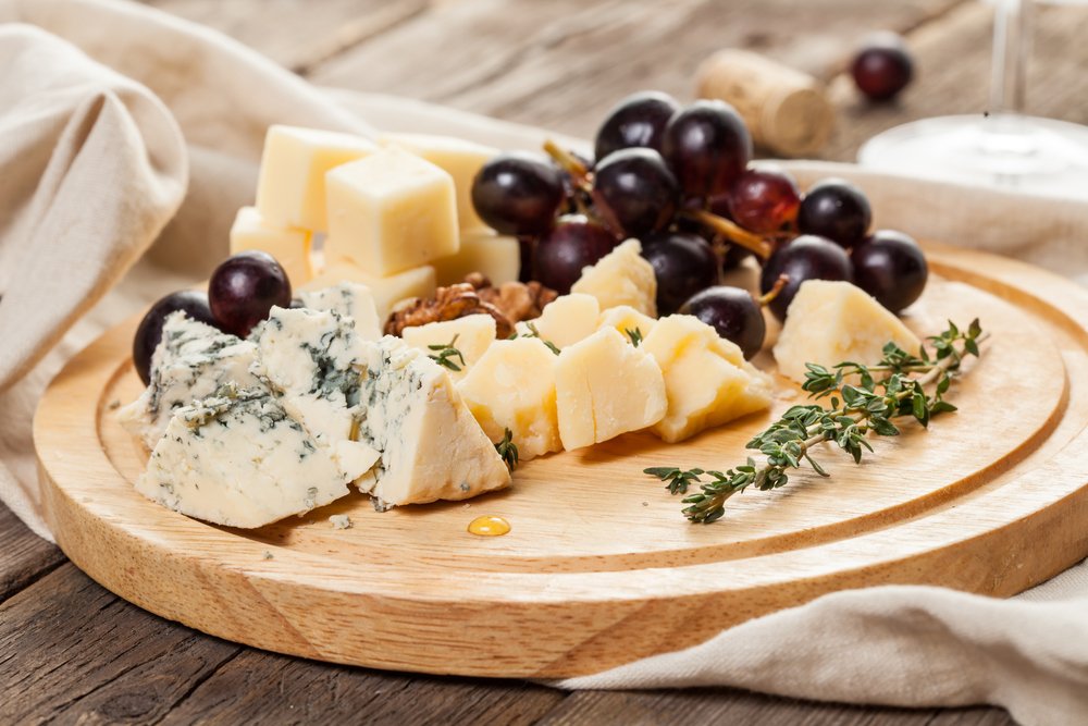 Что дает сыр организму?