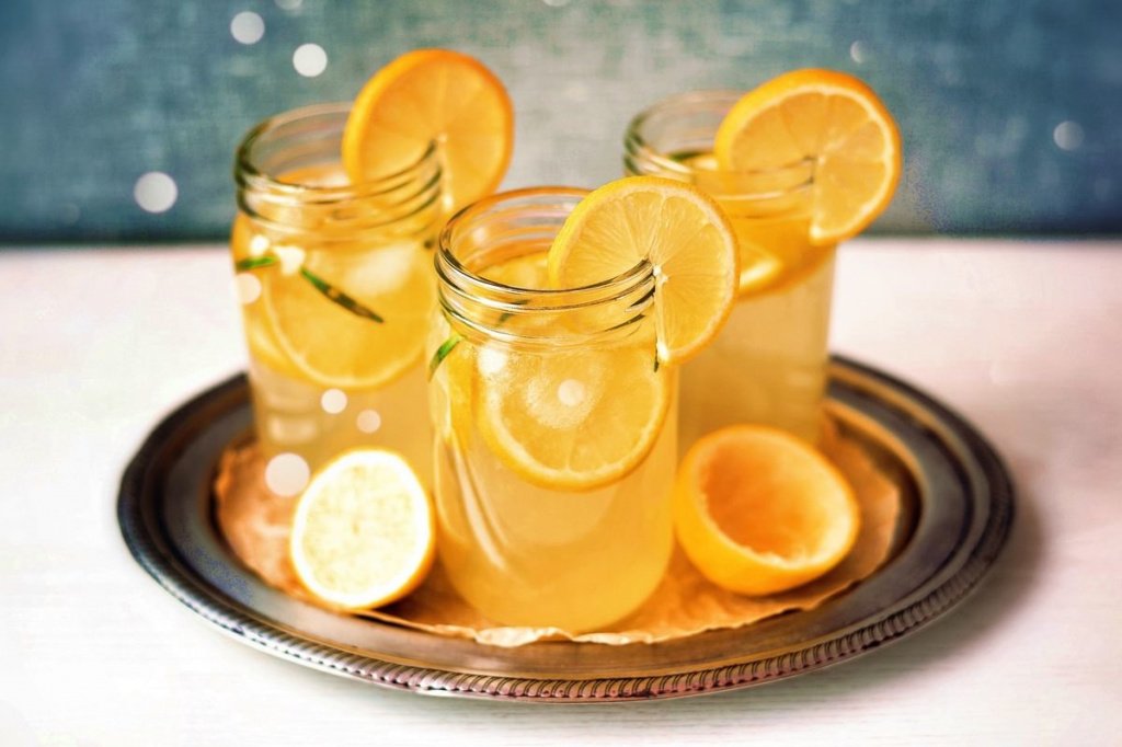 5. Апельсиновый лимонад с мускатным орехом Источник: yandex.net