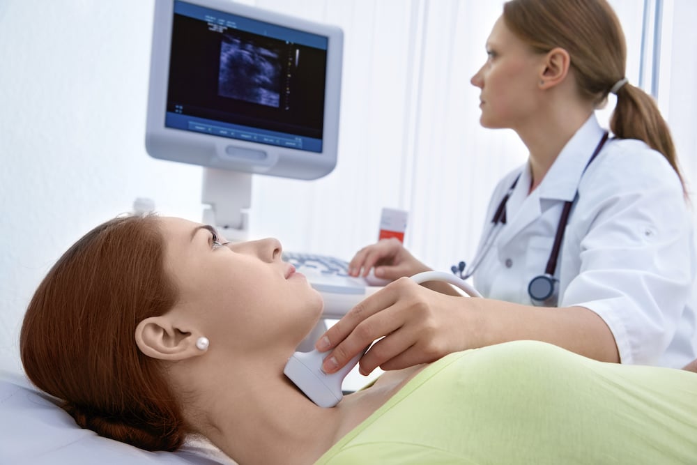 Формирование рака щитовидной железы: как это бывает во время беременности