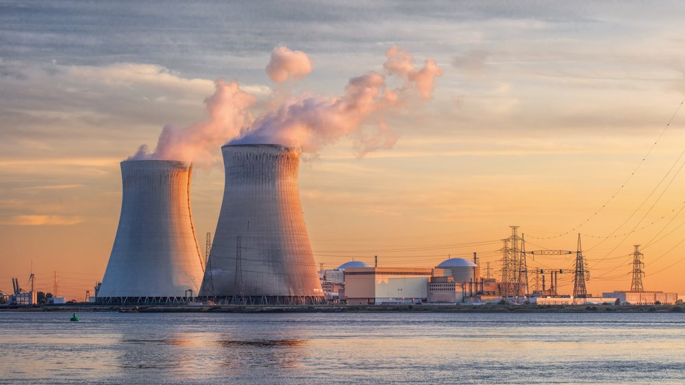 Миф 2: «Радиационный фон повышается из-за работы АЭС и использования атомной энергии»