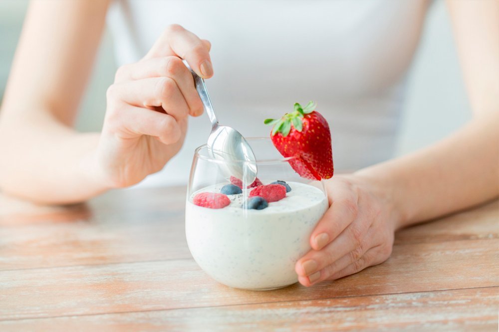 Польза греческого йогурта в питании взрослых и детей