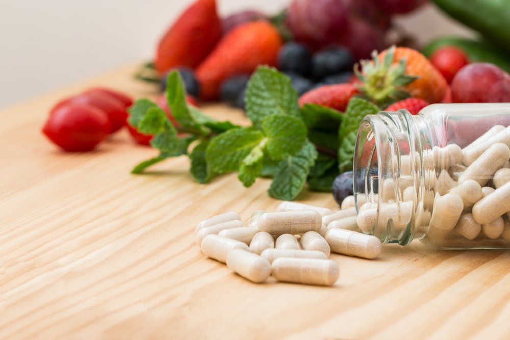 Витамины в продуктах питания против аптечных: какие лучше?