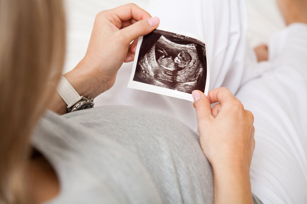 Как сказывается ранний токсикоз на развитии беременности?