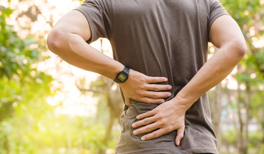 Основные причины болей в спине