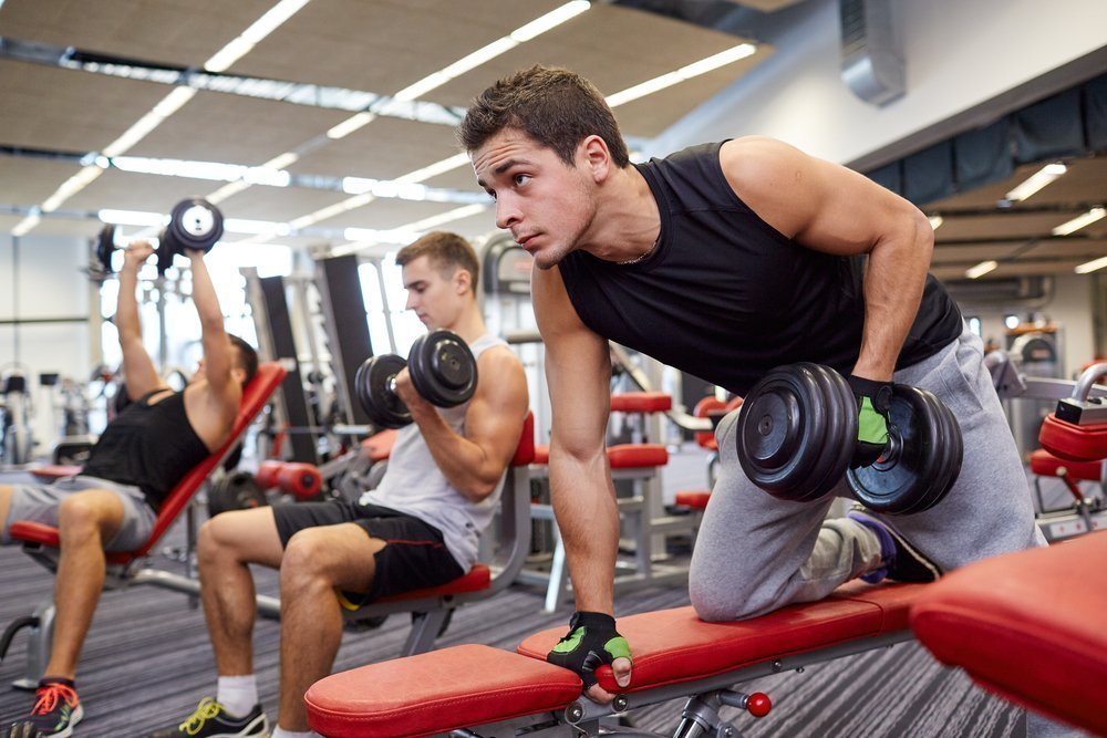 Физические упражнения для силовых тренировок: примерный комплекс