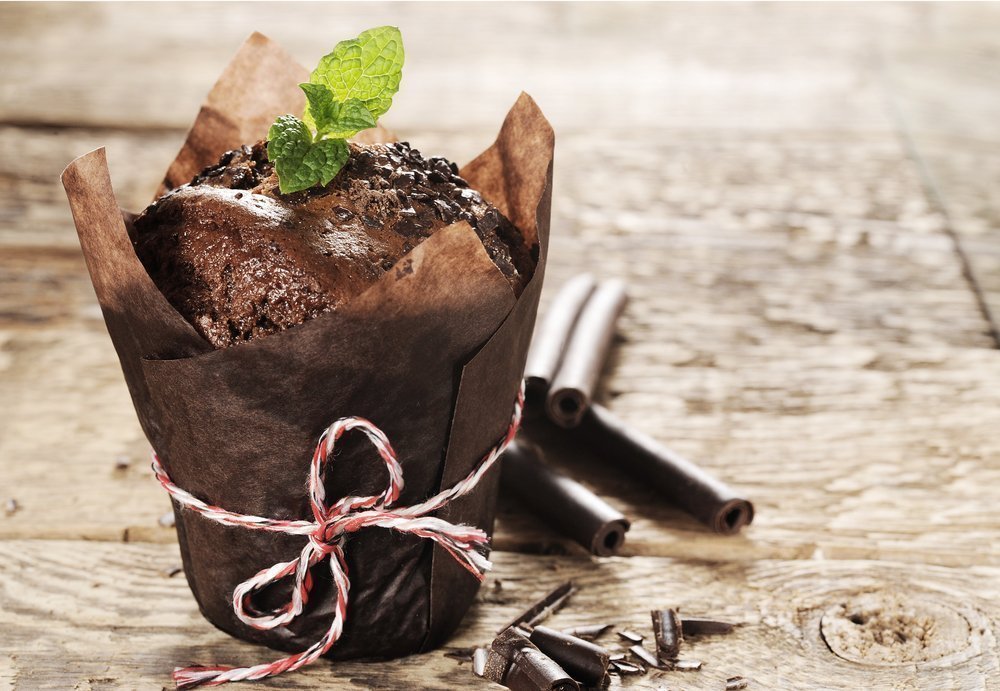 Шоколадный десерт: кекс с мятой и какао