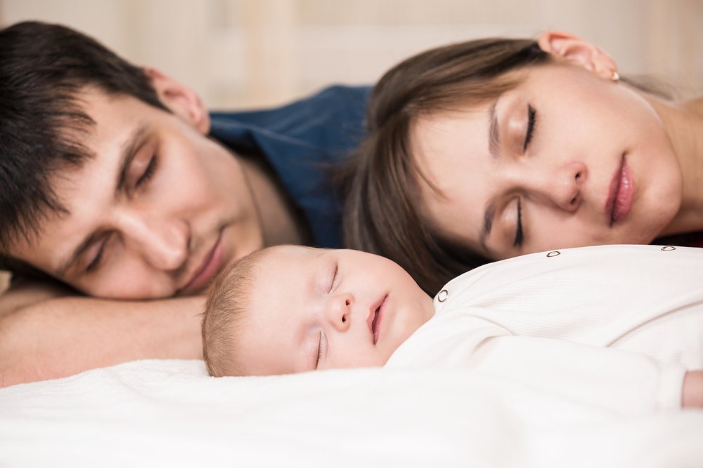 Как организовать совместный сон мамы и малыша?