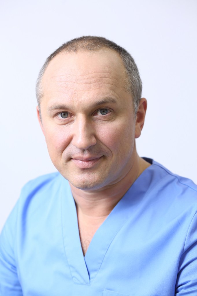 Владимир Плахотин, пластический хирург