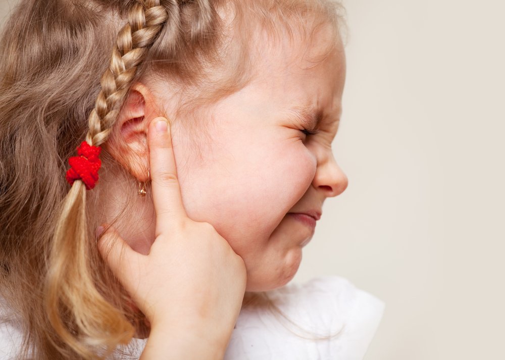 Чем помазать ушиб ухом у ребенка thumbnail