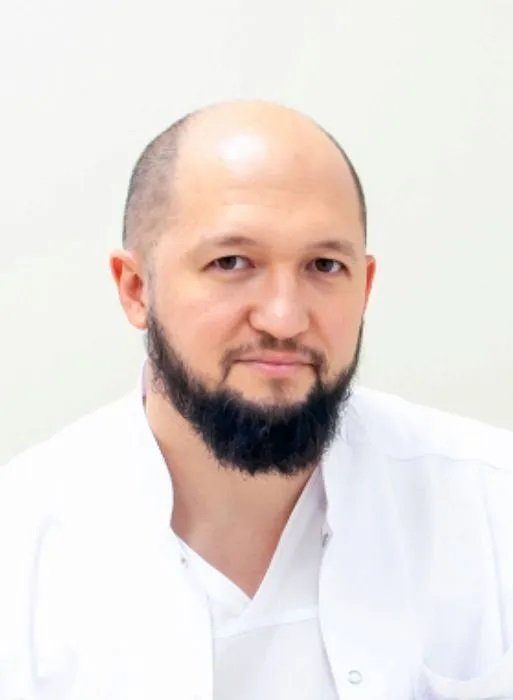 Руслан Акжигитов, травматолог-ортопед