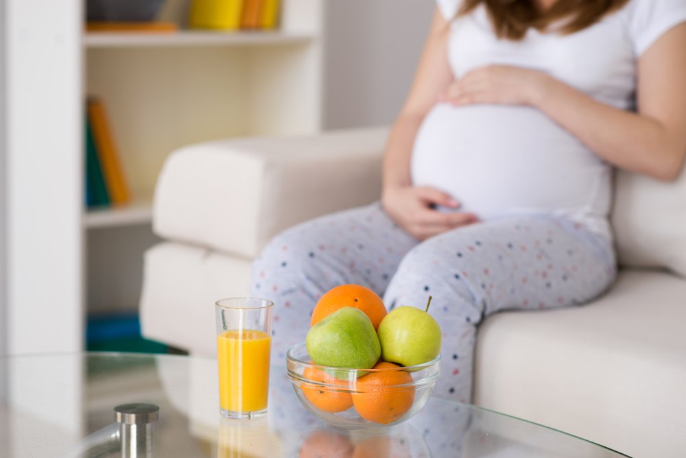 Здоровая диета и вода при беременности