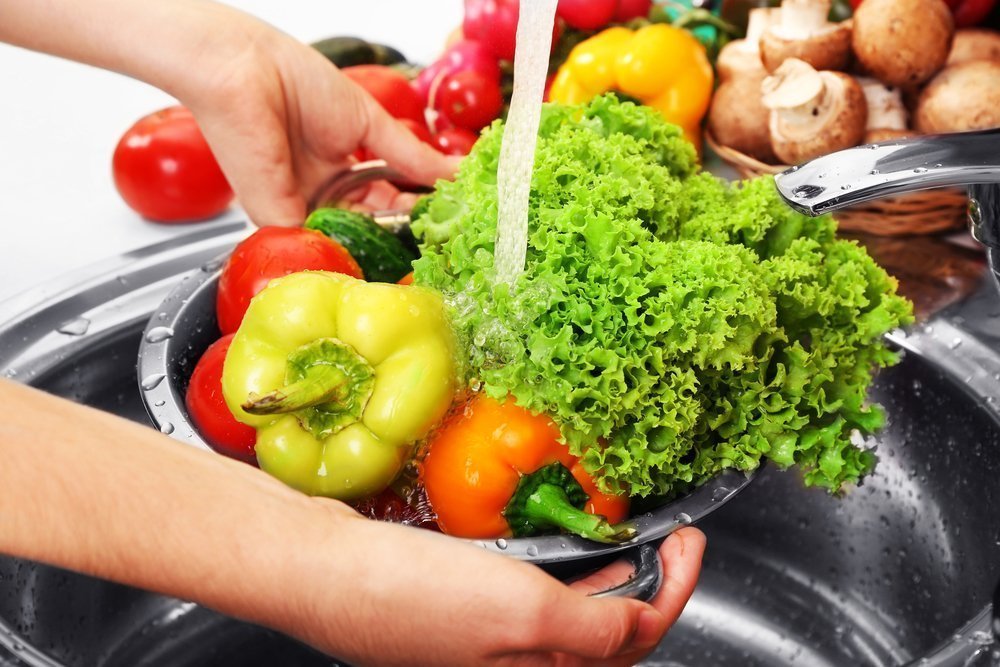 Мытье фруктов и овощей перед хранением