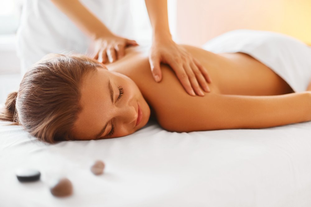 Чем полезны массаж и лимфодренажная терапия?