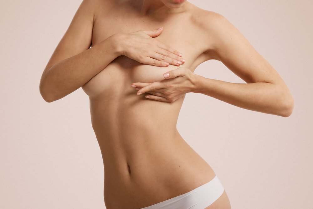 Массаж тела для улучшения формы груди