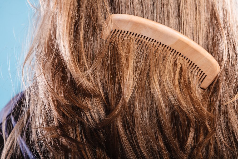 Уход за волосами с аромамаслами: делаем выбор