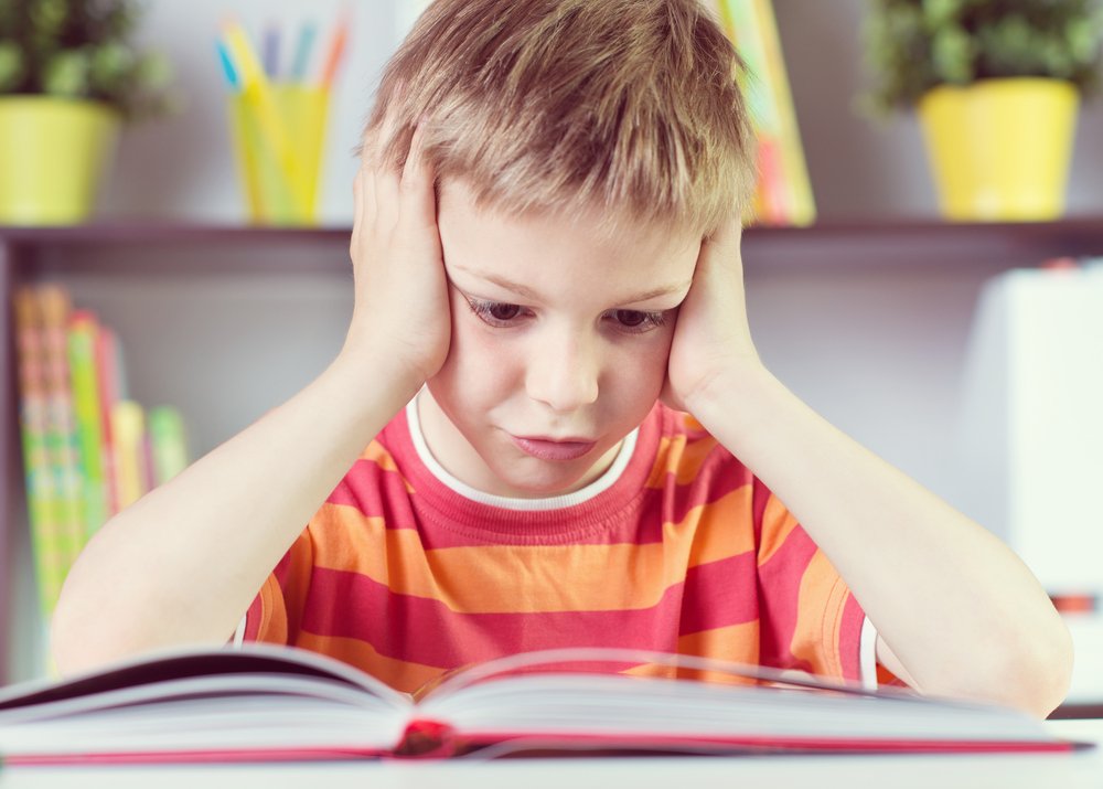 Причины, по которым дети могут испытывать трудности с чтением