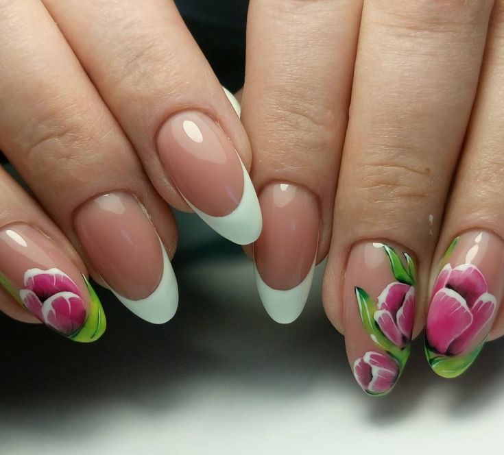 Цветы на ногтях в акварельной технике Источник: info-design-nail.ru
