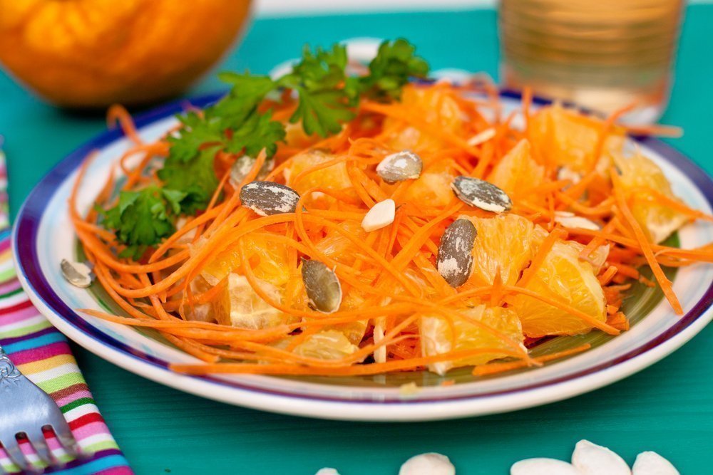 Полезные рецепты салатов из моркови: питание для похудения