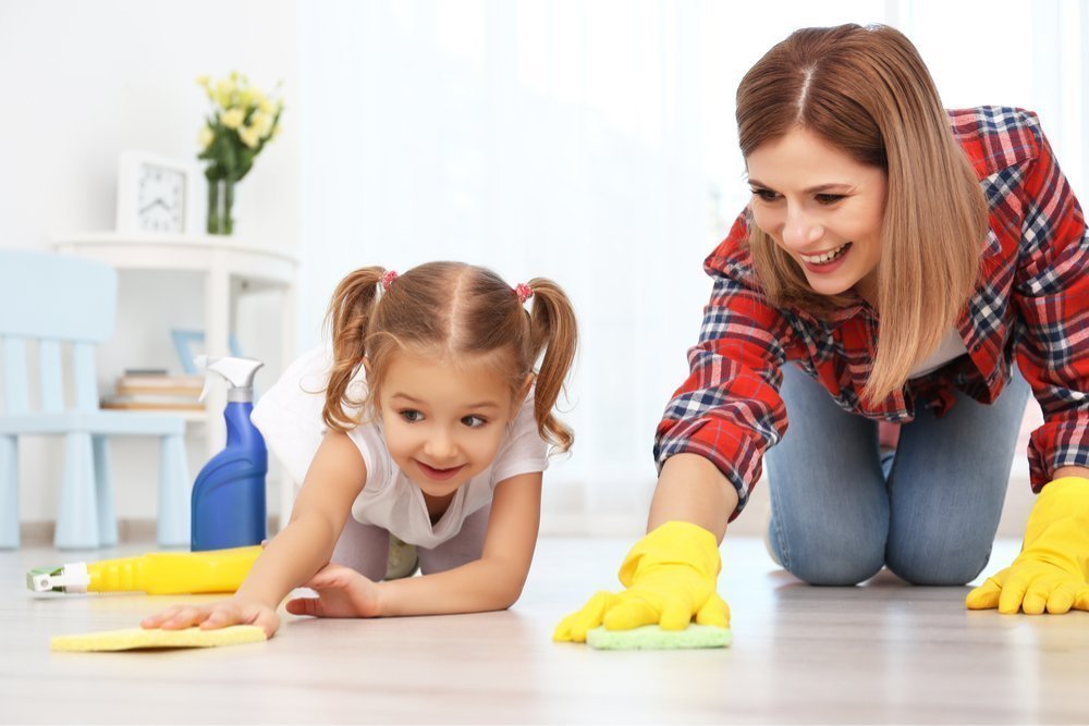Как надолго сохранить чистоту в доме, когда ребёнок с мамой?