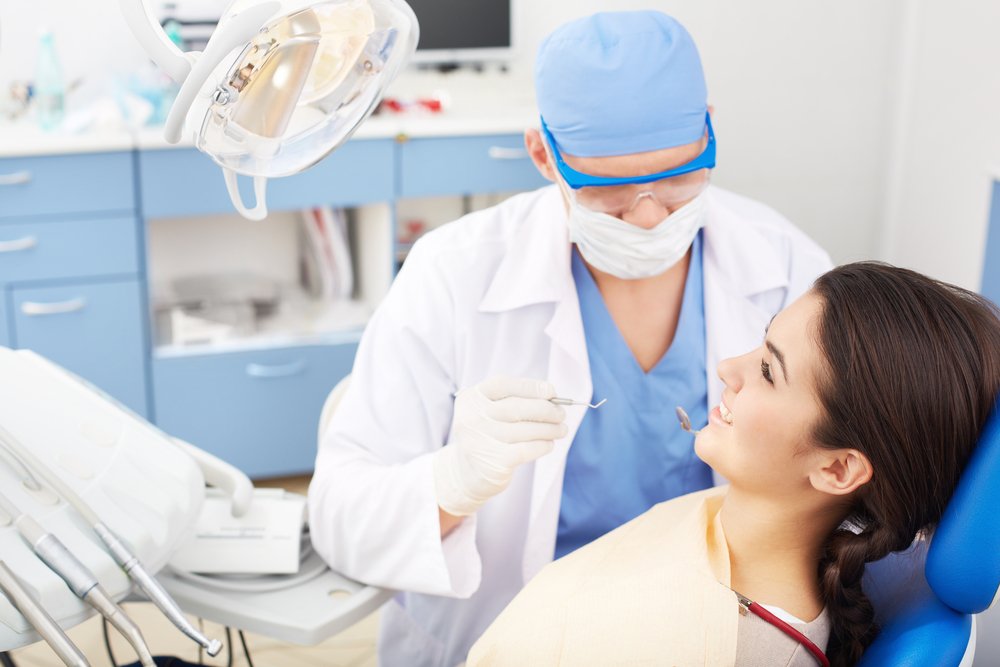 Удаление зубов: как справиться с болью