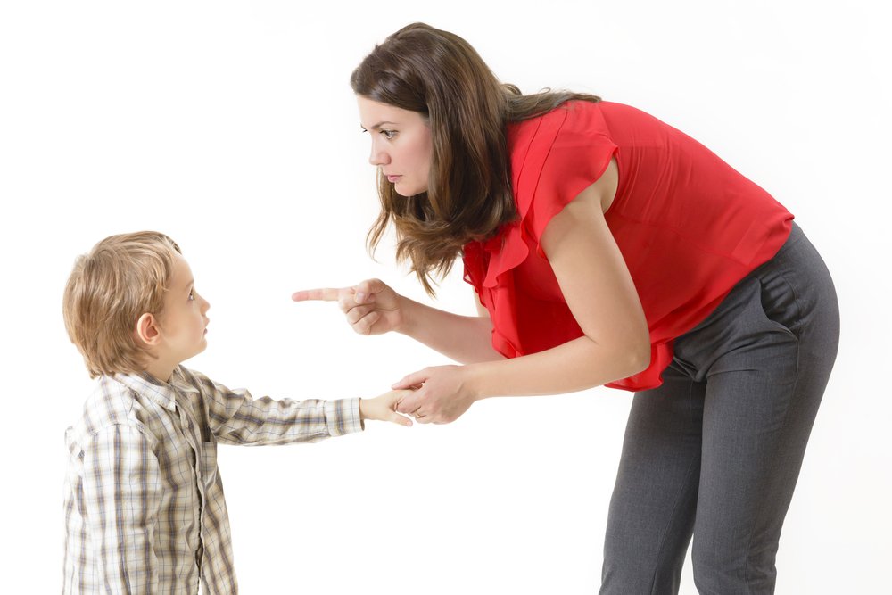 Действия родителей во время приступов детской агрессии