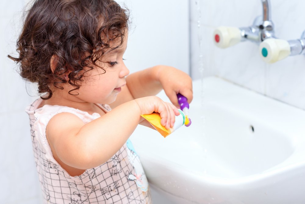 Зубная паста для ребёнка 1-3 лет