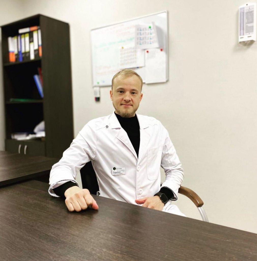 Роман Разумахин, кандидат медицинских наук, врач сердечно-сосудистый хирург (флеболог)