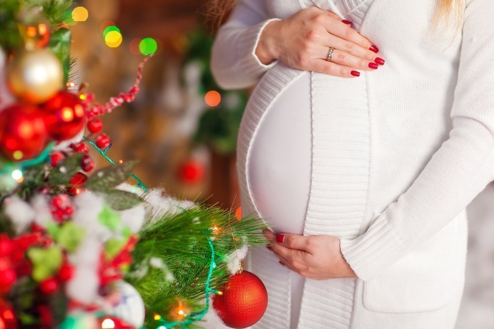 Стоит ли бояться родов в новогодние праздники?