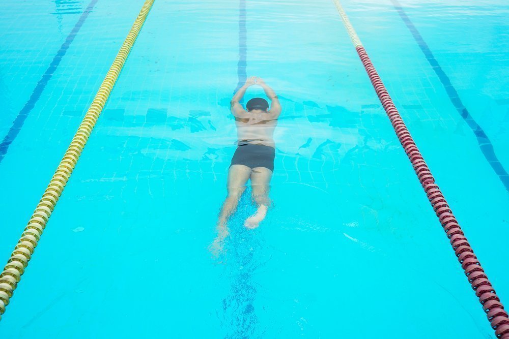 Ошибки в занятиях фитнесом, включающих в себя плавание брассом