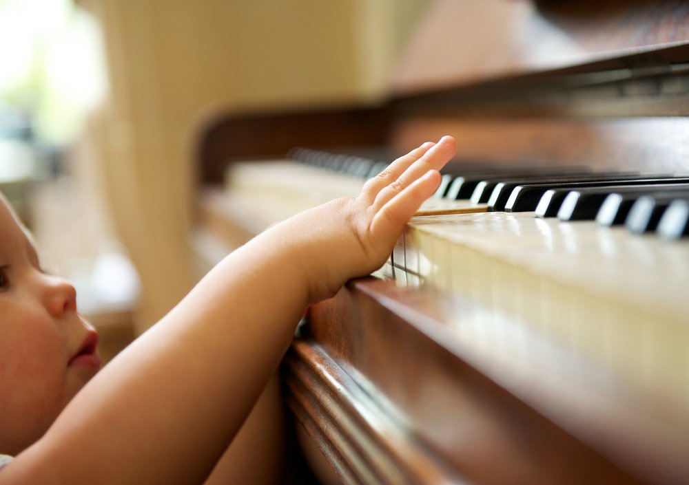 Каких успехов могут достичь дети при занятиях музыкой