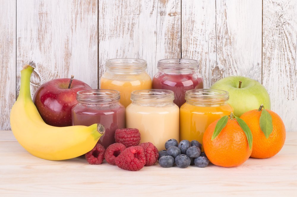 Ингредиенты для смузи: фрукты, овощи, ягоды, молочные и другие продукты