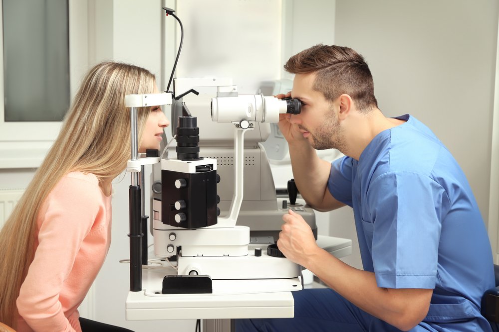 Чем болеют люди с аниридией: глаукома, катаракта, нарушения метаболизма