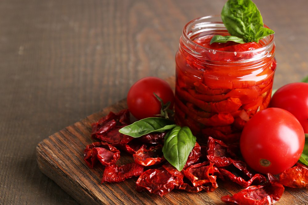 Как использовать вяленые помидоры в питании