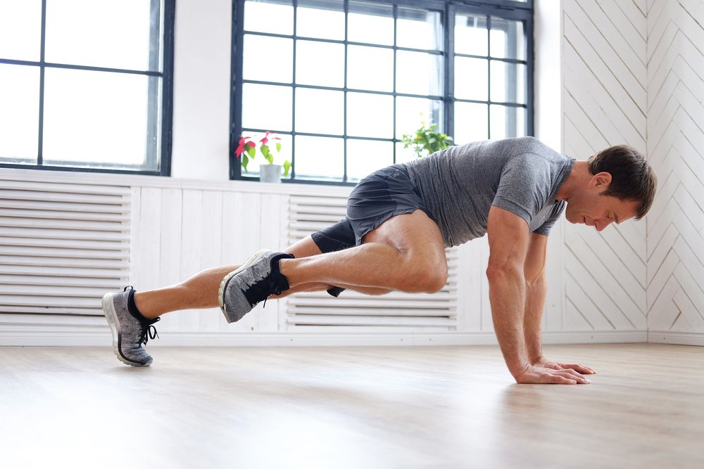 Фитнес-упражнения для укрепления мышц, работающих в передней и задней части круга