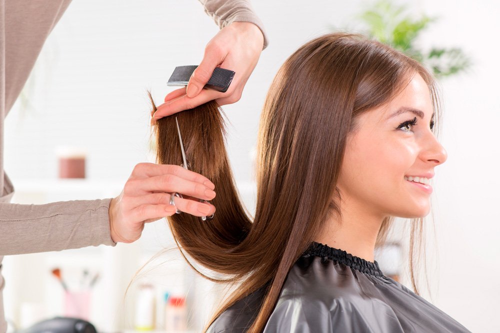 Правильный уход: как вернуть красоту поврежденным волосам?