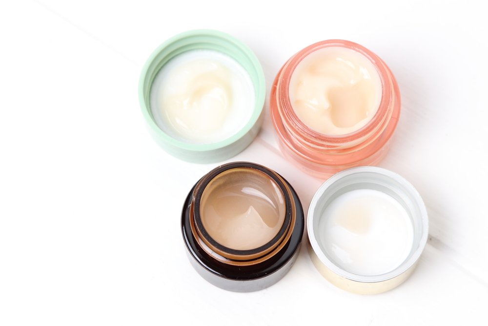 Cele mai bune produse cosmetice pe bază de acid pentru pielea cu probleme