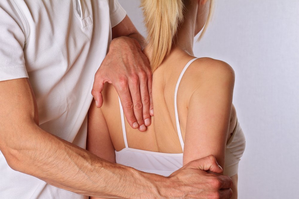 Упражнения для растяжки мышц спины и избавления от боли