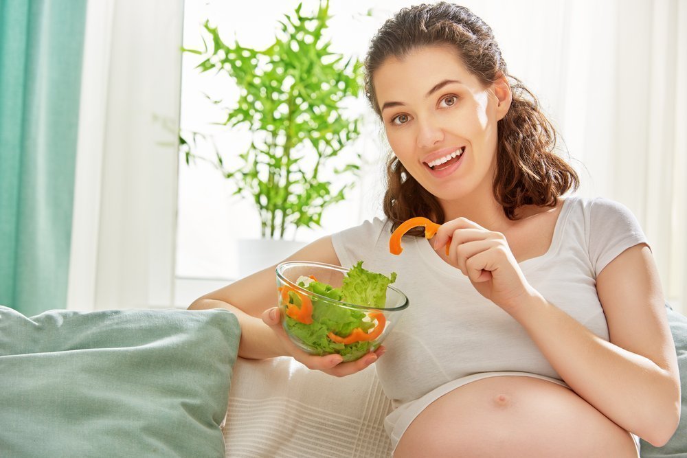 Самые распространенные мифы беременности, связанные с питанием