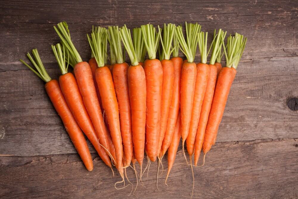 Морковь и другие продукты питания, богатые витамином А