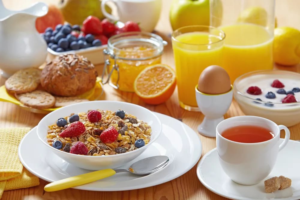 Варианты полезных завтраков для здорового питания и похудения