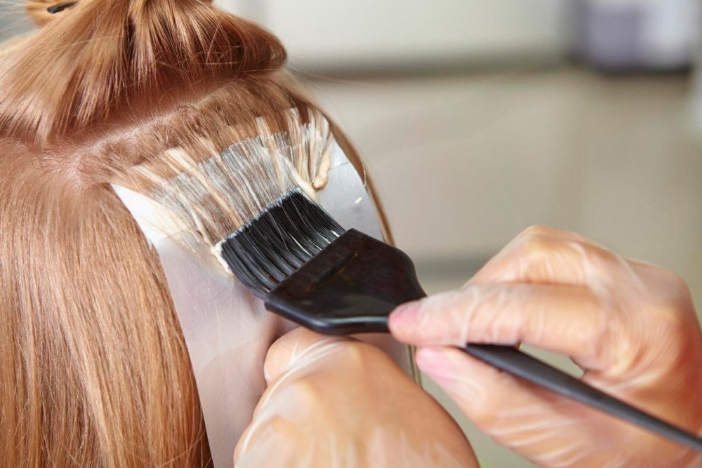 Для здоровья волос: причины появления зеленого оттенка