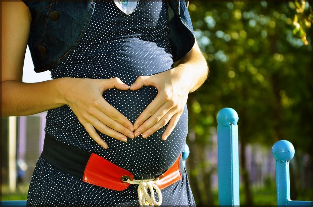 Мифы о многоплодной беременности: рожать близнецов легче